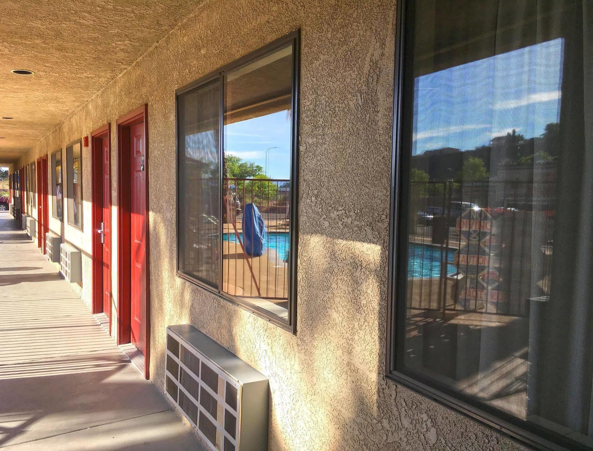 America'S Best Inn & Suites Saint George Exterior foto