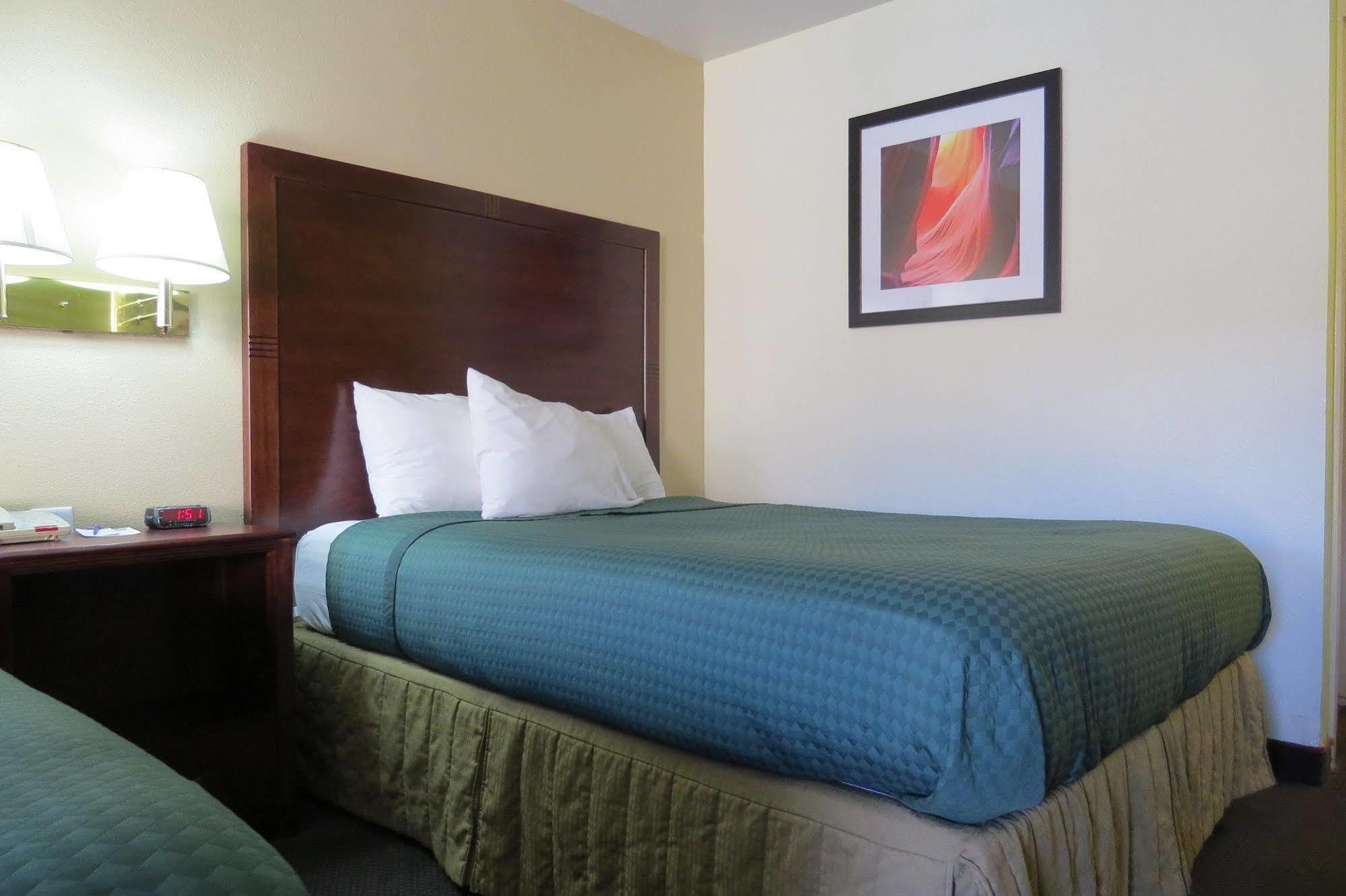 America'S Best Inn & Suites Saint George Exterior foto